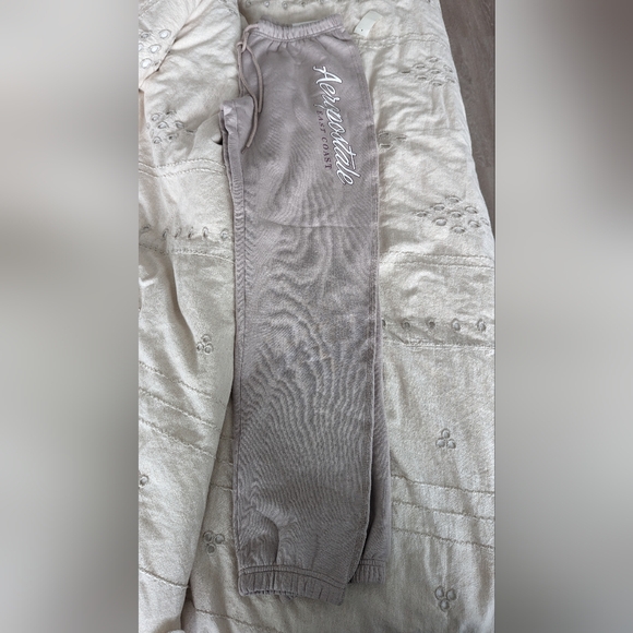 Aeropostale Jogger Pant in taupe/blush pink - Picture 1 of 3